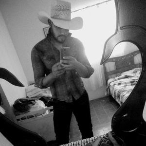 Meet your Posher, Rafael